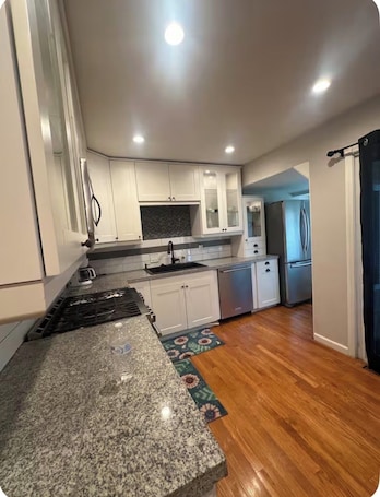 Private kitchen. Charming 3-bedroom house in delightful Ballwin and basement is not included