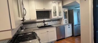 Charming 3-bedroom house in delightful Ballwin and basement is not included