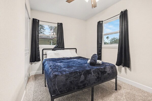 3 bedrooms, WiFi, bed sheets
