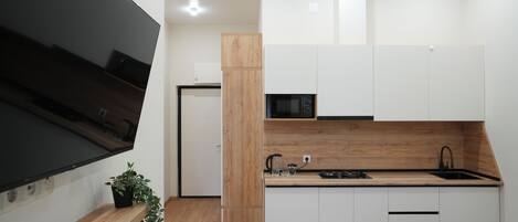 Classic-Apartment, Bergblick | Eigene Küche