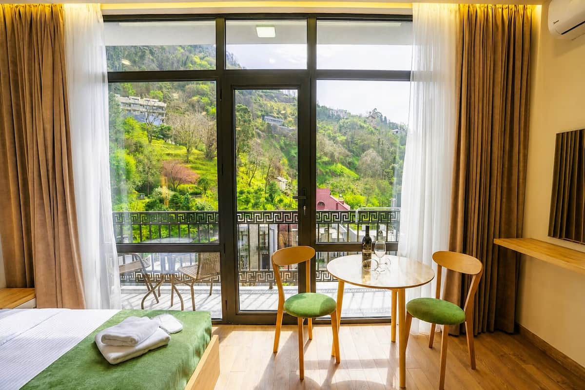 Superior Studio, Balcony, Mountain View