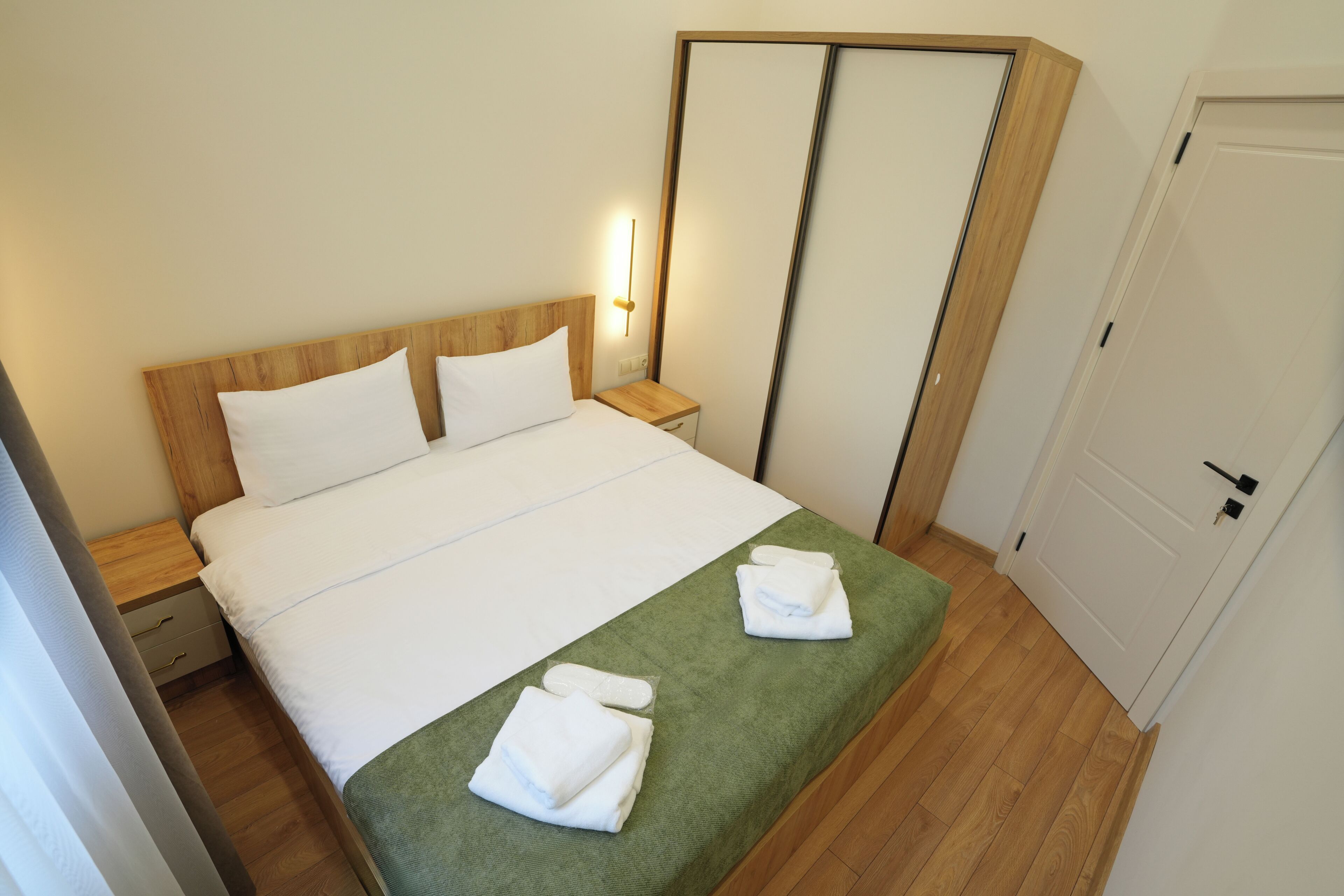 Classic Apartment, Mountain View | Blackout drapes, iron/ironing board, free WiFi