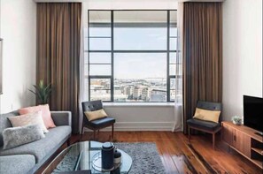 Living area - One bedroom apartment located at Auckland CBD on Hobson street (Auckland CBD)