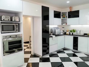 Shared kitchen facilities