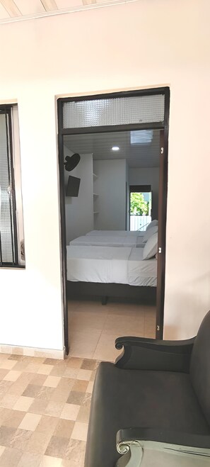 Standard Triple Room | Terrace/patio - Hotel San Rin (Nilo)
