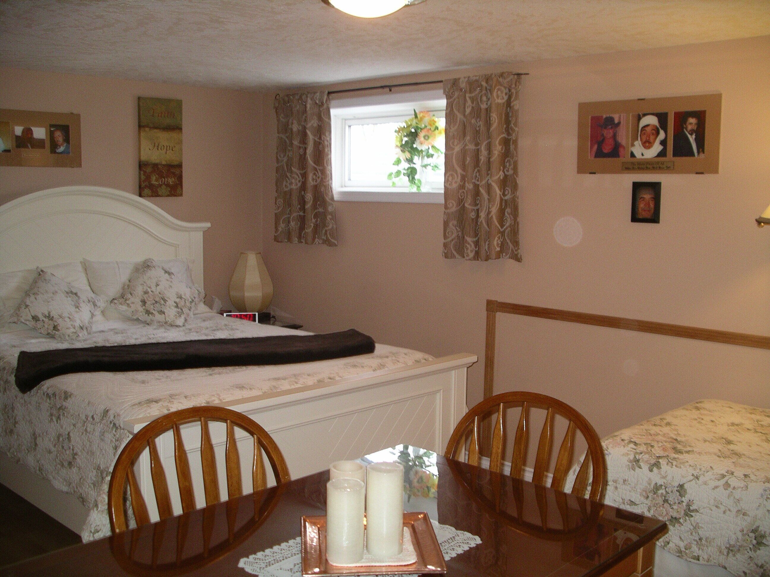 Luxury Studio, Ensuite, City View (The Pilots rest #6) | 1 bedroom
