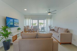 Living room - Prime Apartment With Fast Internet & Washer in SOV (Sosúa)