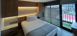 1 bedroom, free WiFi, bed sheets, wheelchair access - ApartaSuite with balcony in City Bog Usaquen Bogota (Bogotá)