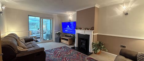 Smart-TV, Kamin