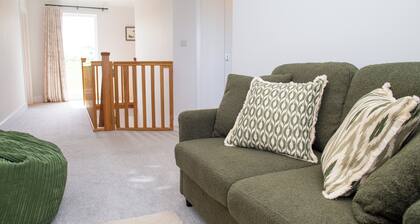 A large modern and stylish holiday home, perfect for a countryside escape in north Pembrokeshire.