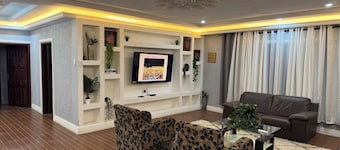 Raqsea Guest House
