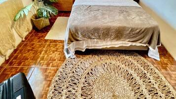 2 quartos, ferros/tábuas de passar roupa, Wi-Fi, roupa de cama