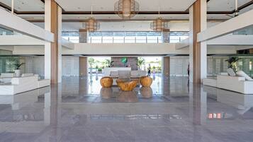 Condo, 1 Bedroom, Accessible, Patio | Lobby