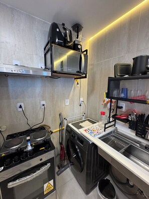 Micro-ondas, fogão, cooktop, lava-louças
