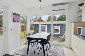 Dining - Active holiday in large home with garden (Vig)