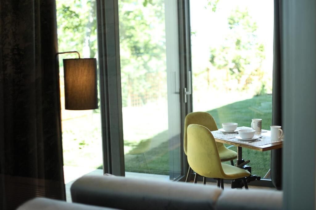 Comfort Apartment | Dining