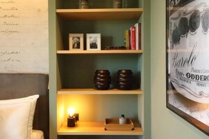 Deluxe Apartment, Balcony, City View | Interior