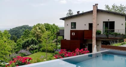 Villa Carla Suites