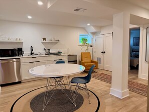 Interior - Light-Filled Lower Suite · Brand New · Private · 5 Mins to Metro · Parking (Washington)