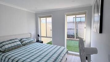 2 bedrooms, iron/ironing board, WiFi, bed sheets