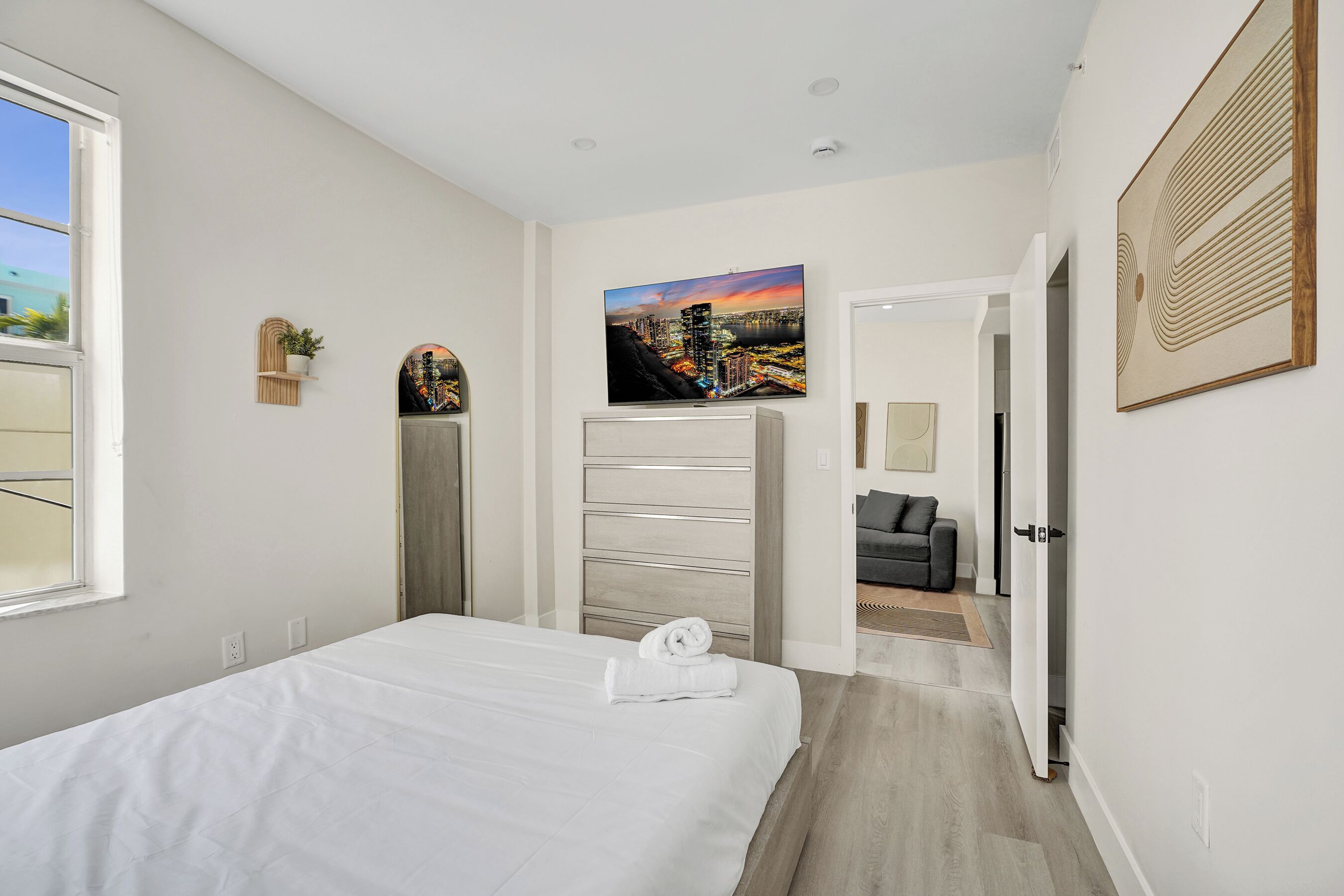 Apartamento luxo | Ferros/tábuas de passar roupa, Wi-Fi de cortesia, roupa de cama