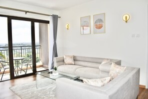 Living area - Nairobi, Luxury Apartment, 2. Meets UN Standards (Nairobi)