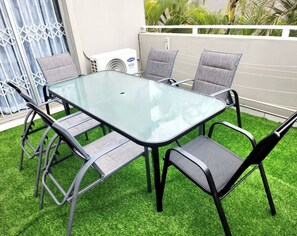 Apartament, 3 dormitoris, balcó | Servei de restauració a l'aire lliure