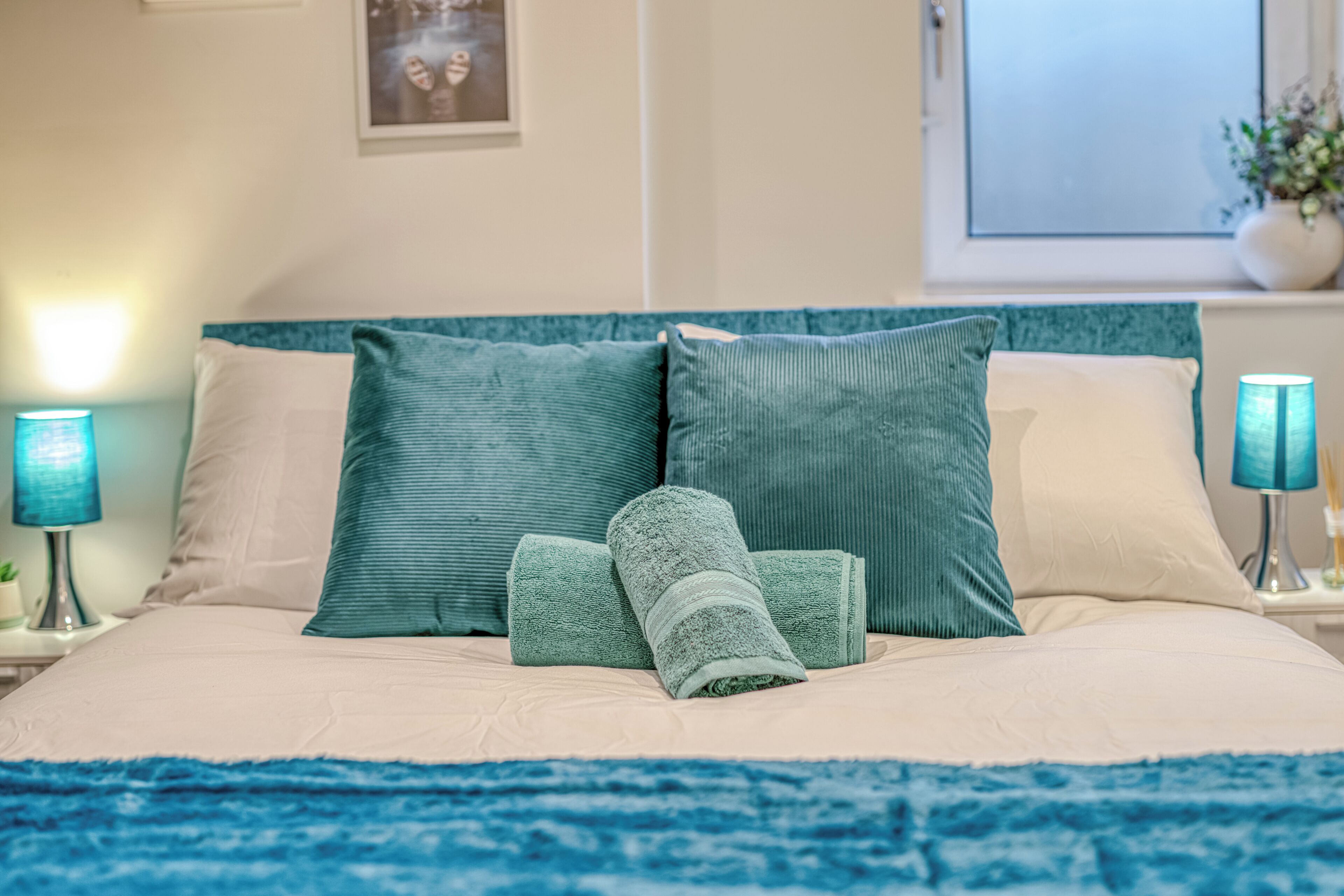2 chambres, fer et planche à repasser, Wi-Fi, draps fournis