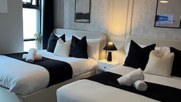 2 bedrooms, desk, iron/ironing board, free WiFi