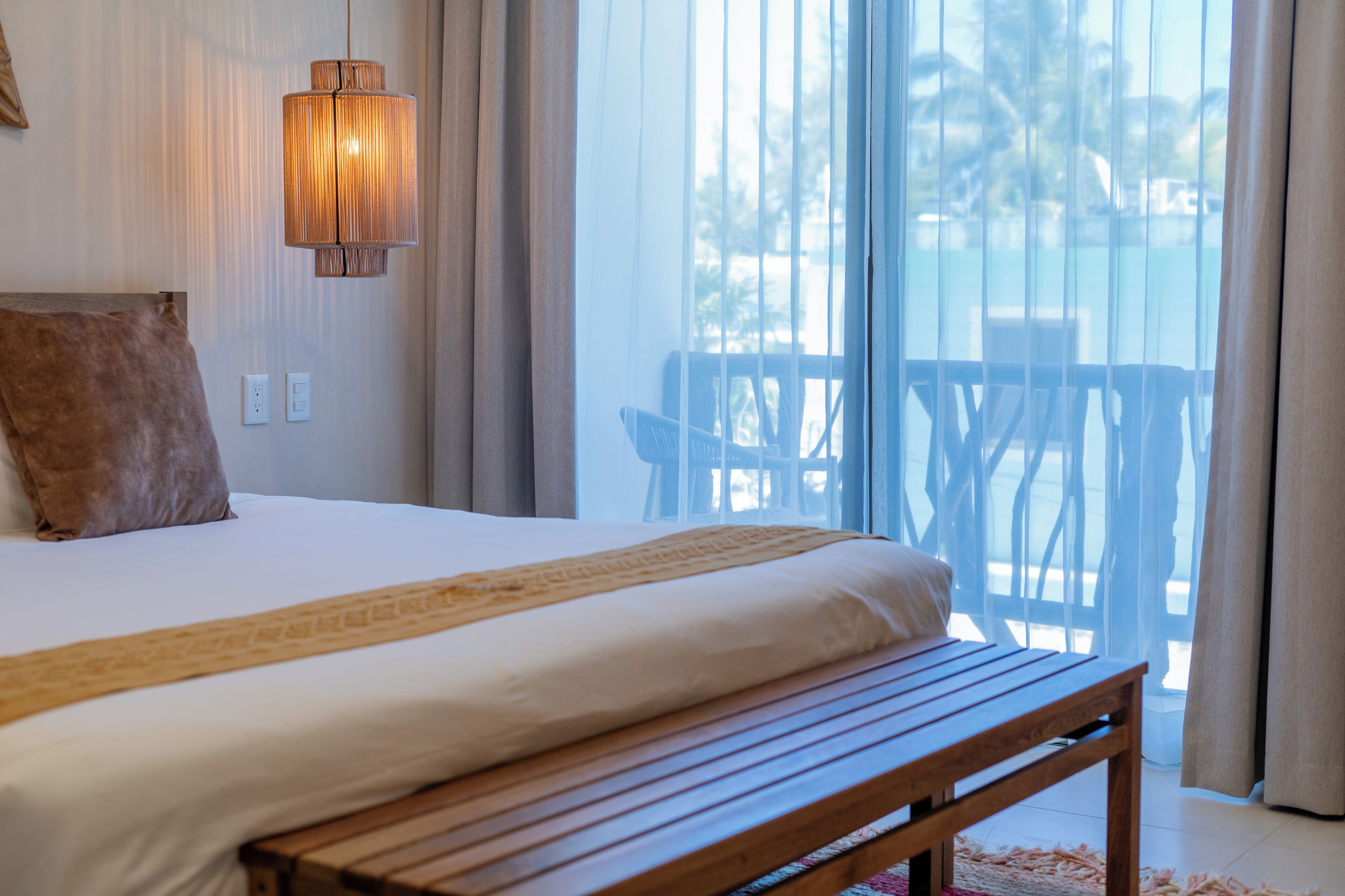 Ek Balam | Egyptian cotton sheets, premium bedding, in-room safe