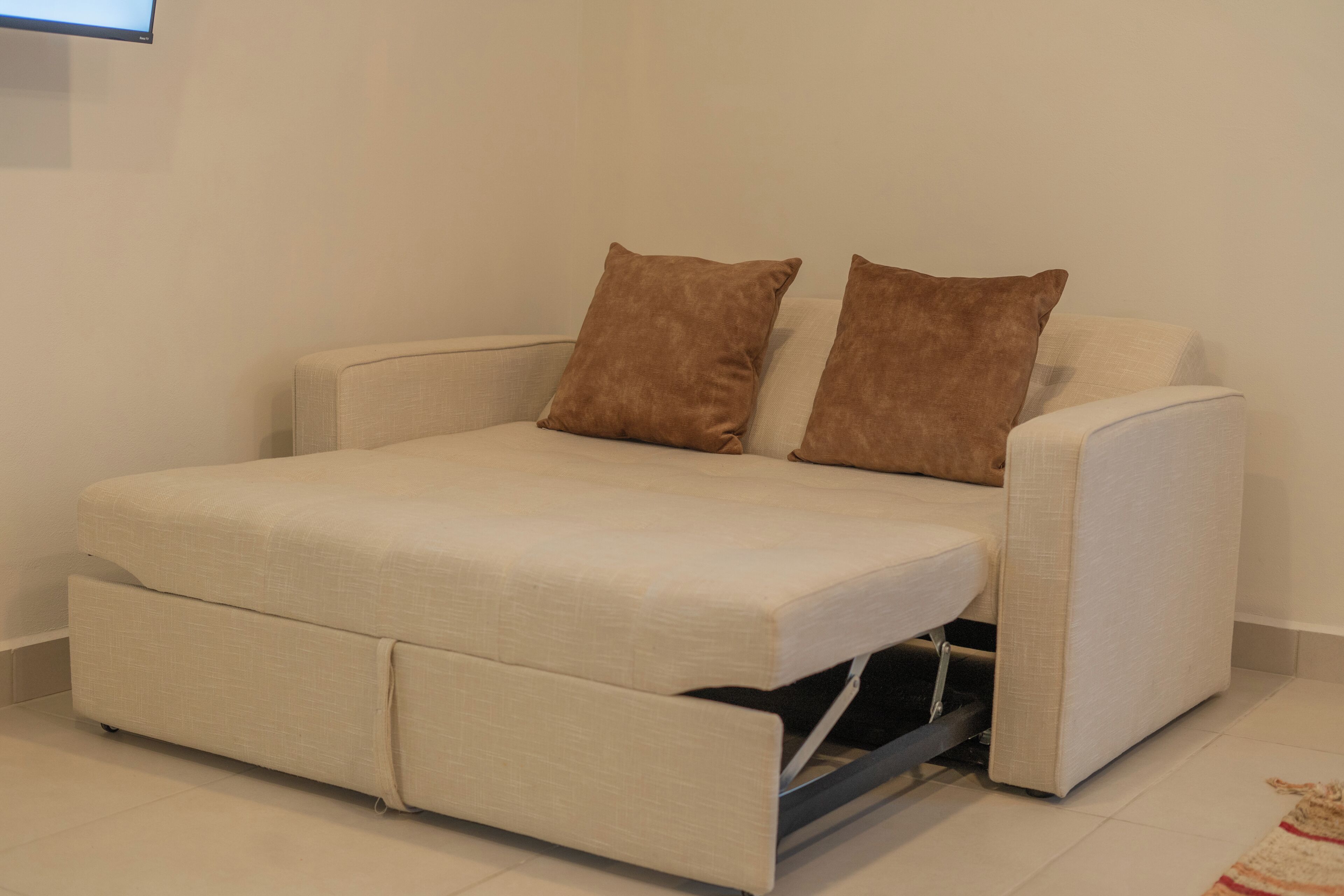Family Room, Balcony, City View | Interior