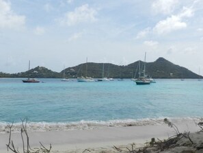 Beach -  Beachfront Hideaway with Sea Breeze and Relaxed Island Stay with spacious Rooms (L' Esttre)