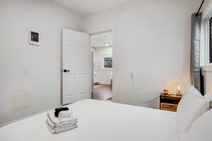 1 bedroom, iron/ironing board, WiFi, bed sheets - Private Boise Bench Retreat (Boise)