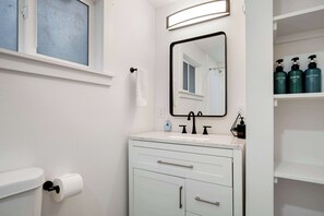 Shower - Private Boise Bench Retreat (Boise)
