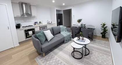 Cozy and stylish 2BR Granny Flat 500m Walk to shop