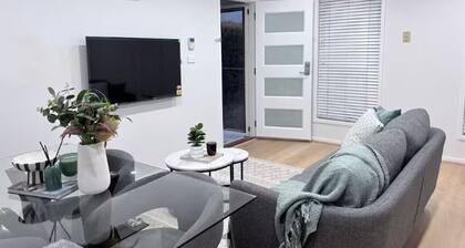 Cozy and stylish 2BR Granny Flat 500m Walk to shop