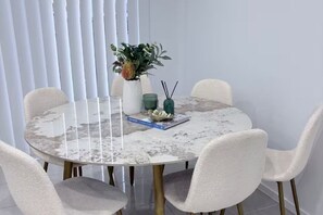 Dining - Bright & Stylish 4BR Guesthouse - walk to Shops. (North Kellyville)
