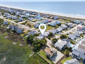 Marsh View - Ike's Place: Spacious 4BR home in scenic Holden Beach, perfect for family getaways! (Holden Beach)