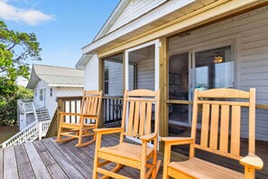 2nd Floor Deck - Ike's Place: Spacious 4BR home in scenic Holden Beach, perfect for family getaways! (Holden Beach)