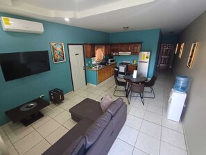 Smart TV - Your home away from home, 15 minutes from the airport! (san pedro sula)