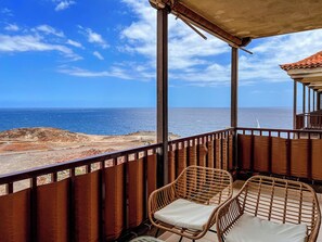 Property grounds - Modern apartment with ocean view (Arona)