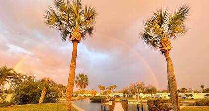 Fishing paradise! 3BR, 2Bath waterfront home. Walk to beach. Dock & boat lift.