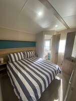 2 dormitorios, wifi gratis, ropa de cama