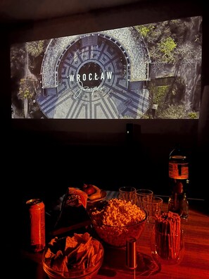 Dining - Spacious apartment in the heart of Wroclaw – Nozownicza. 3 rooms with a loggia (Wrocław)