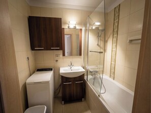 Bathroom - Spacious apartment in the heart of Wroclaw – Nozownicza. 3 rooms with a loggia (Wrocław)