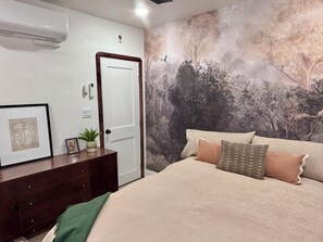 2 habitaciones, tabla de planchar con plancha, wifi y ropa de cama 