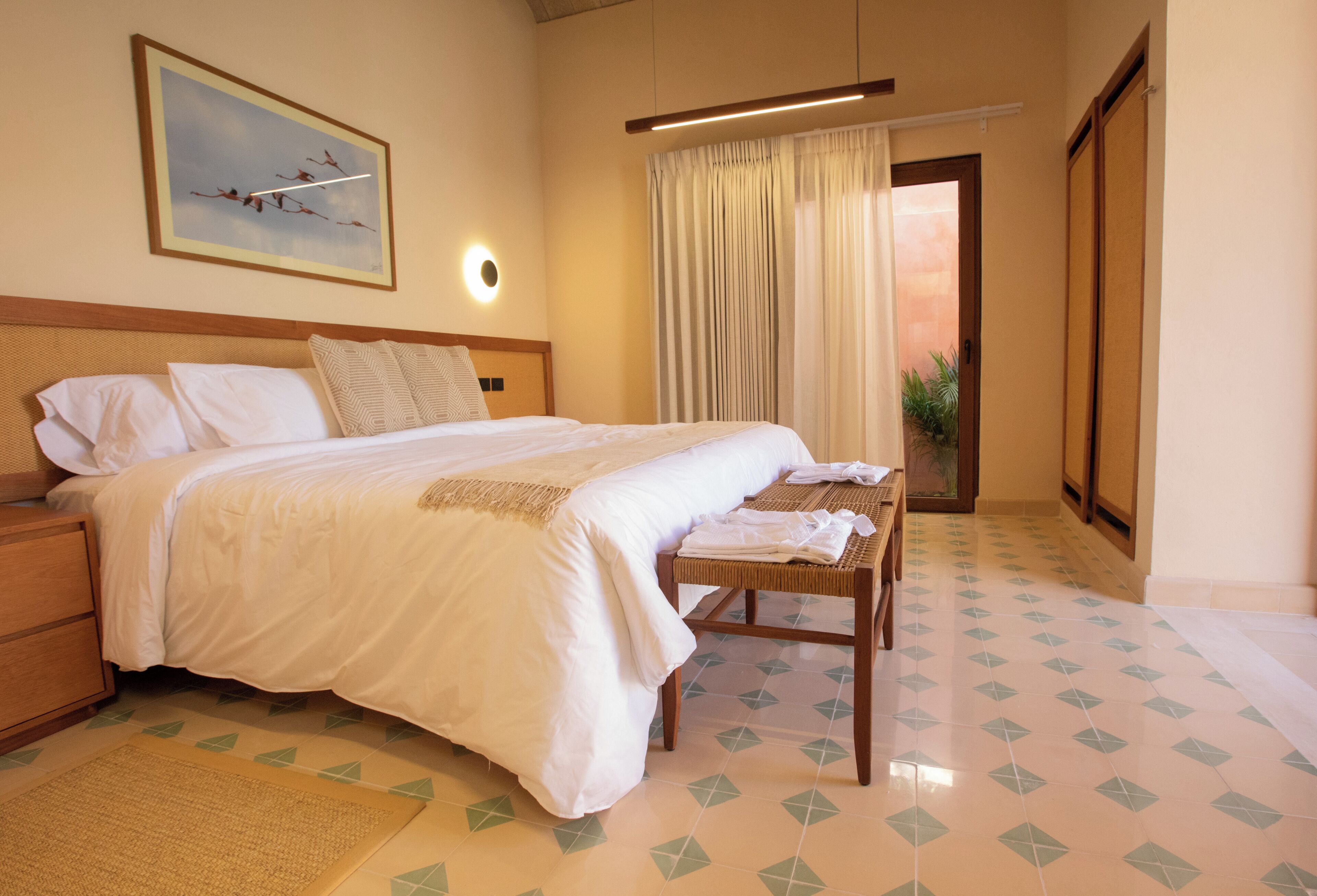4 bedrooms, Internet, bed sheets
