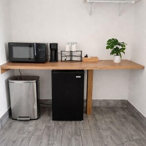 Interior - Sunny Poolside Retreat | Near Beach & Dining (Clearwater)