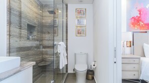 Shower, hair dryer - Luxury modern condo at Encantame Towers W 1905 (Puerto Peñasco)