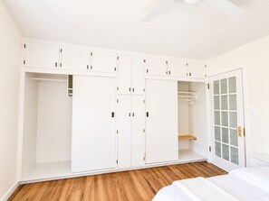 4 Schlafzimmer, kostenloses WLAN, Bettwäsche
